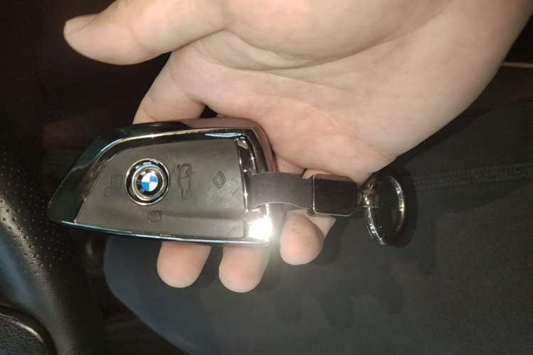 Used BMW 5 Series 2022 530Li Leading Luxury Package Vehicle Key