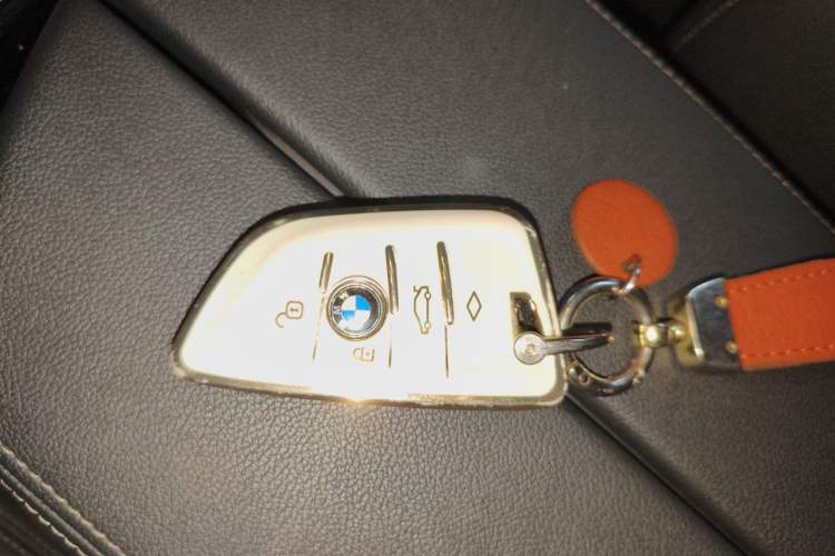 Used BMW 5 Series 2022 525i M Sport Package Vehicle Key