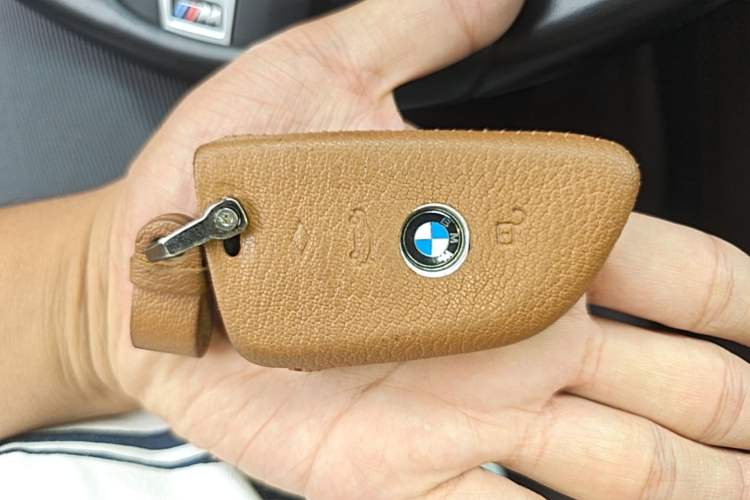 Used BMW 5 Series 2022 Restyled 530Li Leading Edition M Sport Package Vehicle Key