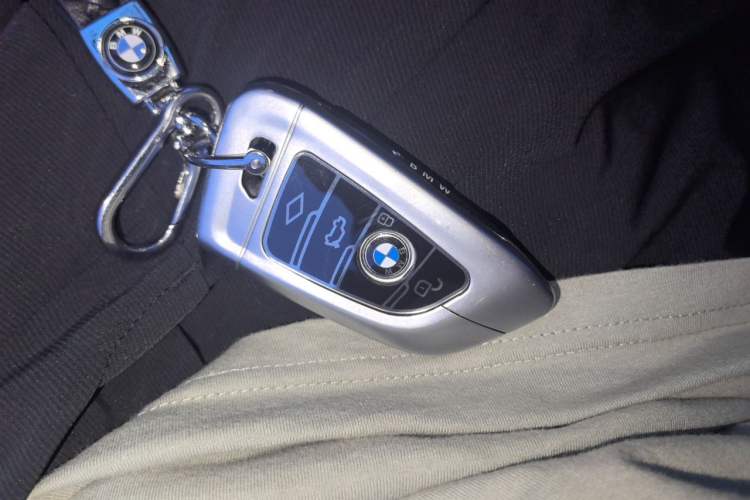 Used BMW 5 Series 2022 Revised Version 3 530Li Luxury Edition M Sport Package Vehicle Key