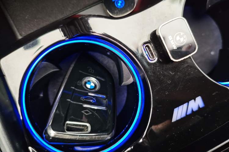Used BMW 5 Series 2022 Restyled 525Li M Sport Package Vehicle Key