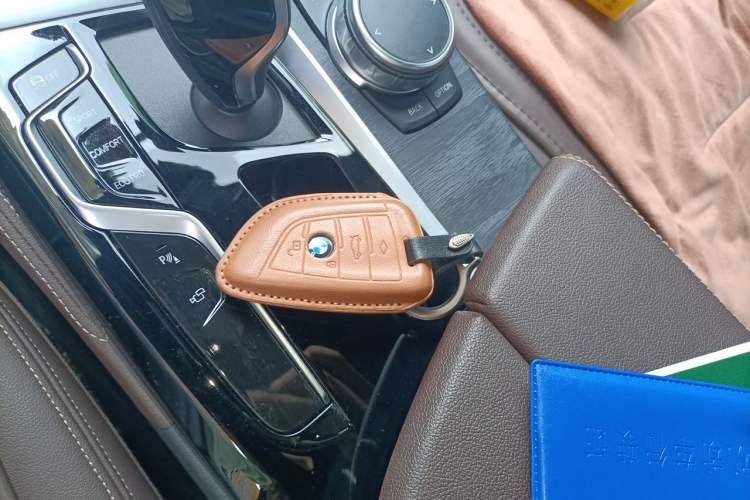 Used BMW 5 Series 2022 Second Facelift 530Li xDrive M Sport Package Vehicle Key
