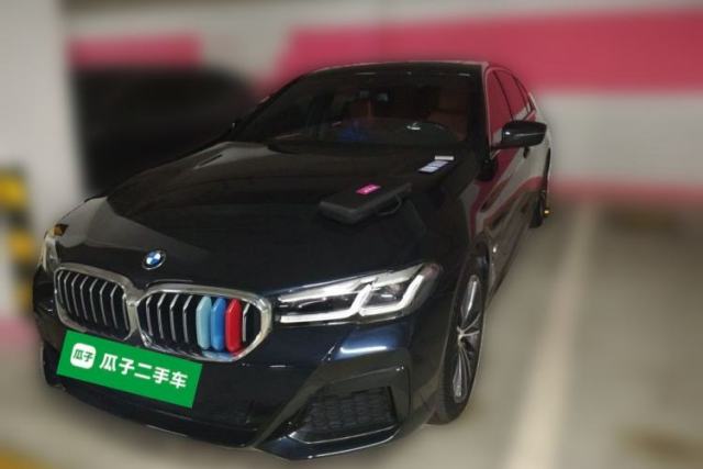 BMW 5 Series 2022 Restyled 530Li Leading Edition M Sport Package مستعملة