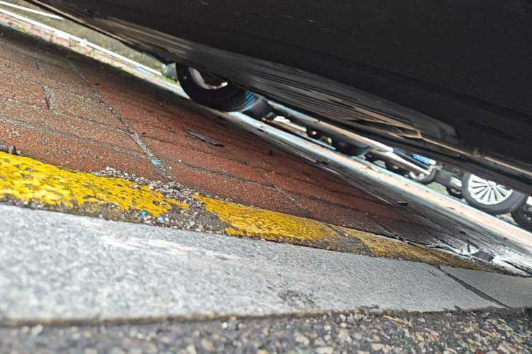 Used BMW 5 Series 2022 Second Facelift 525Li M Sport Package Chassis Front Left