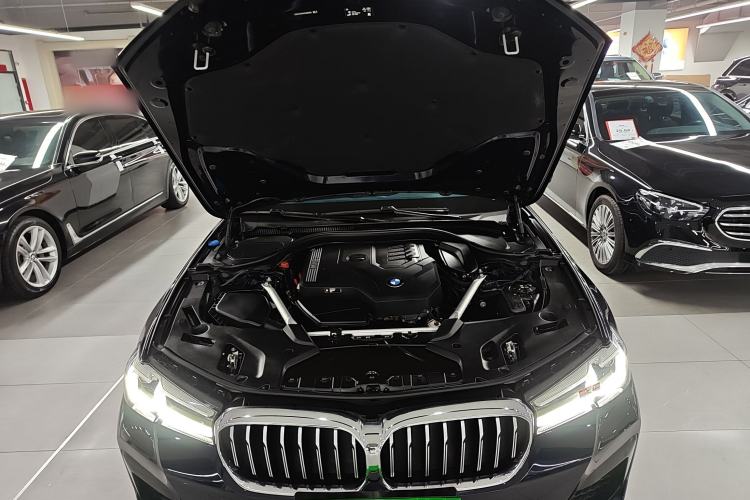 Used BMW 5 Series 2022 Second Facelift 525Li M Sport Package Engine Bay