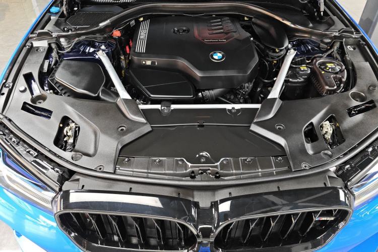 Used BMW 5 Series 2022 530i Sport Line M Sport Package Engine Bay