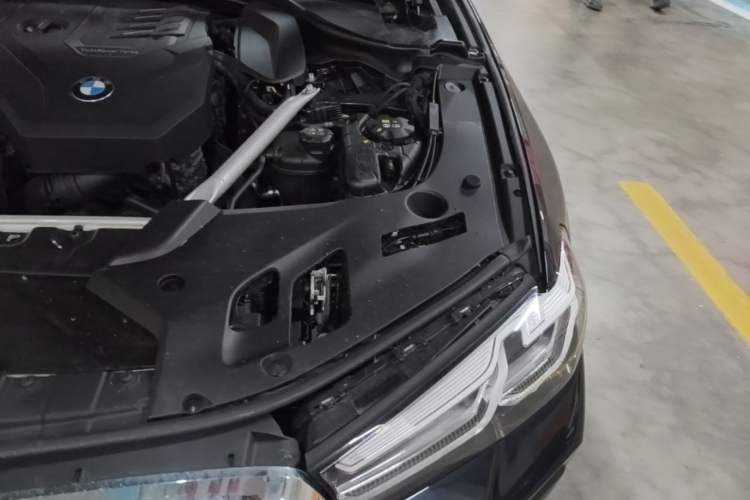 Used BMW 5 Series 2022 Restyled 530Li Leading Edition M Sport Package Engine Bay Left