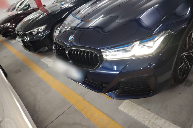 Used BMW 5 Series 2022 530i Sport Line M Sport Package Exterior 1