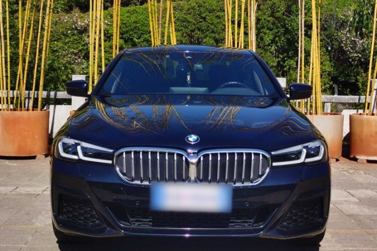 Used BMW 5 Series 2022 Restyled 530Li Leading Edition M Sport Package Exterior 1
