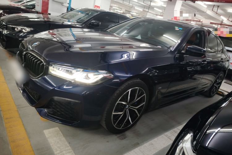 Used BMW 5 Series 2022 530i Sport Line M Sport Package Exterior 3