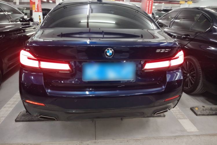 Used BMW 5 Series 2022 530i Sport Line M Sport Package Exterior 4