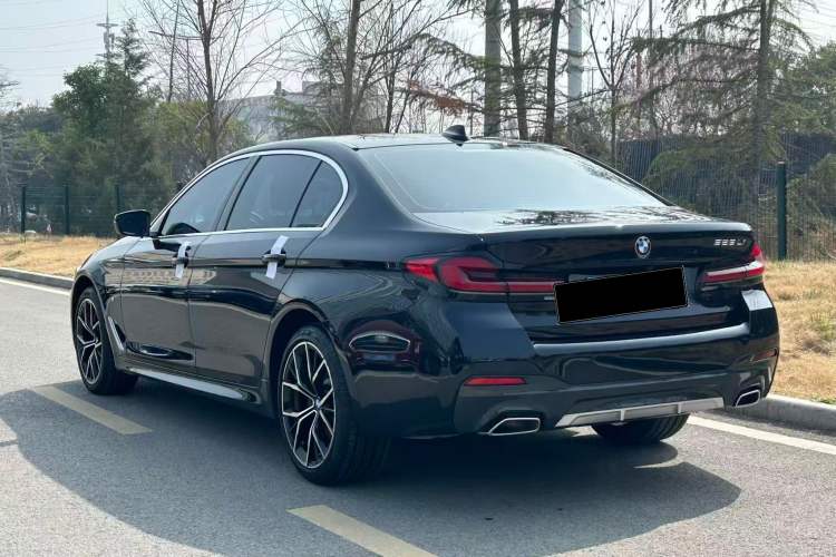 Used BMW 5 Series 2022 Second Facelift 525Li M Sport Package Exterior 5