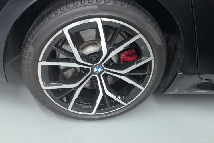 Used BMW 5 Series 2022 540i Sport Line M Sport Package Exterior 5