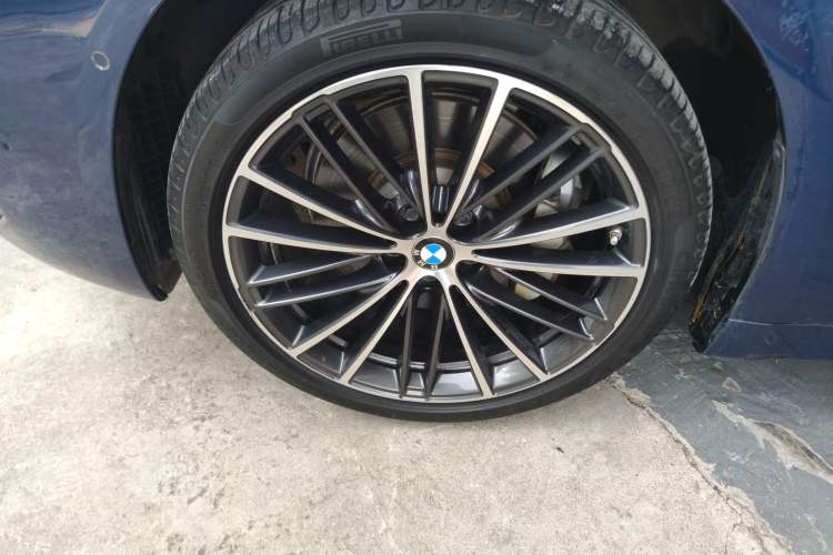 Used BMW 5 Series 2022 Restyled 530Li Leading Edition M Sport Package Exterior 7