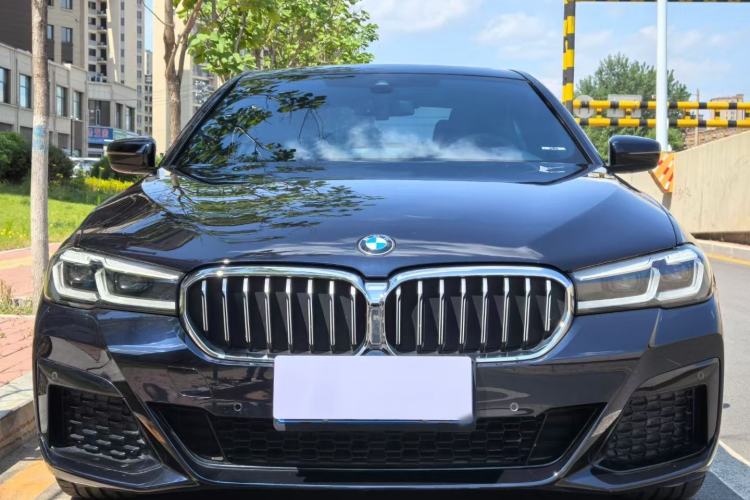 Used BMW 5 Series 2022 Second Facelift 525i M Sport Package Front