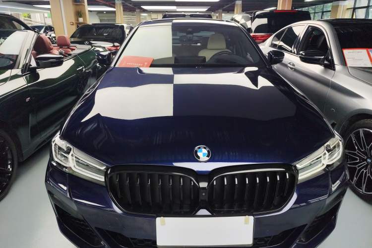 Used BMW 5 Series 2022 530i Sport Line M Sport Package Front