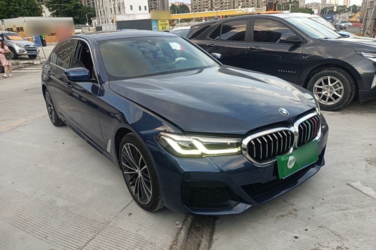 Used BMW 5 Series 2022 Restyled 530Li Leading Edition M Sport Package Front Right 45 Deg