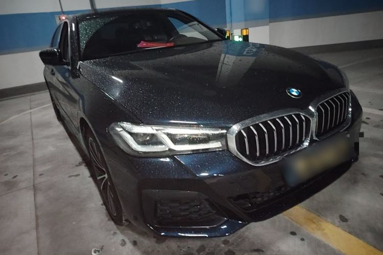 Used BMW 5 Series 2022 Second Facelift 530Li Leading Edition M Sport Package Front Right 45 Deg