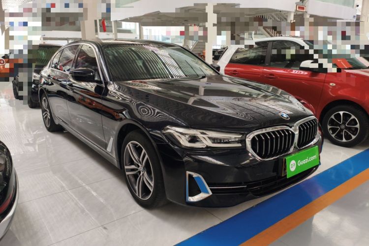 Used BMW 5 Series 2022 Updated 530Li Leading Edition Luxury Package Front Right 45 Deg