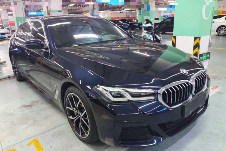 Used BMW 5 Series 2022 530Li Luxury Edition M Sport Package Front Right 45 Deg