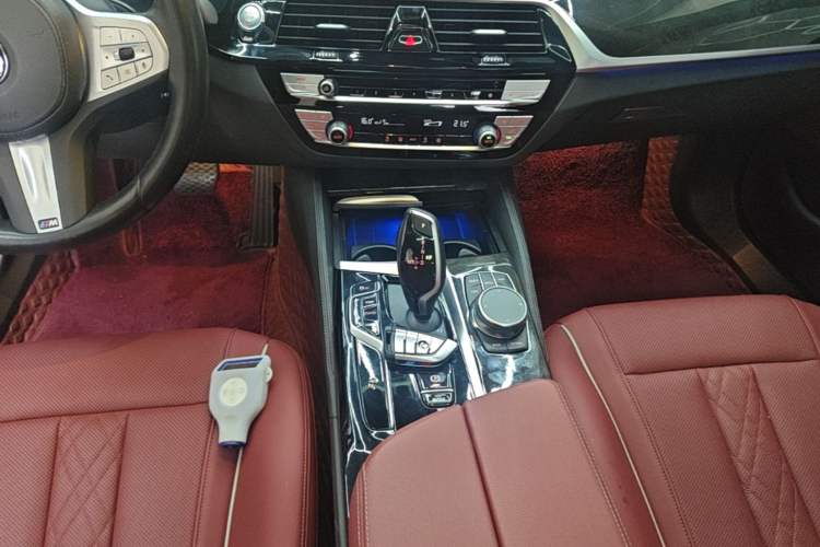 Used BMW 5 Series 2022 Second Facelift 525Li M Sport Package Gear Lever
