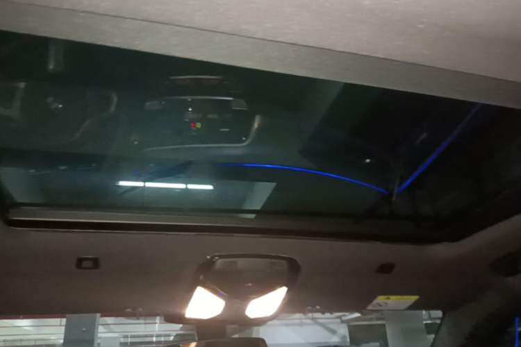 Used BMW 5 Series 2022 Second Facelift 540i Sport Line M Sport Package Headliner