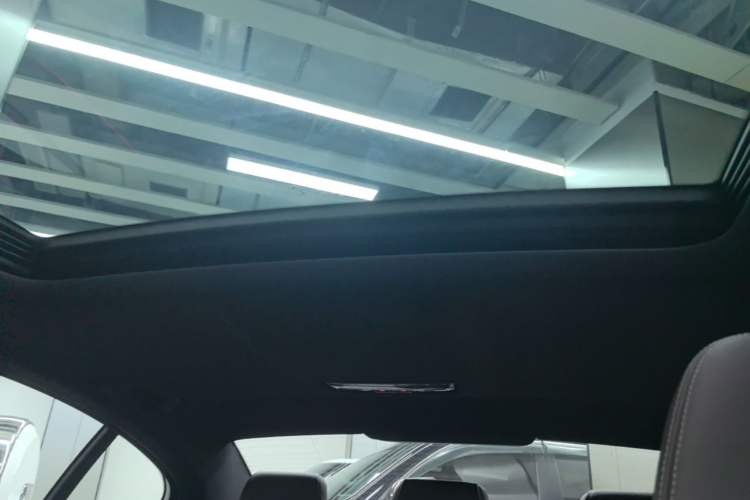 Used BMW 5 Series 2022 540i Sport Line M Sport Package Headliner