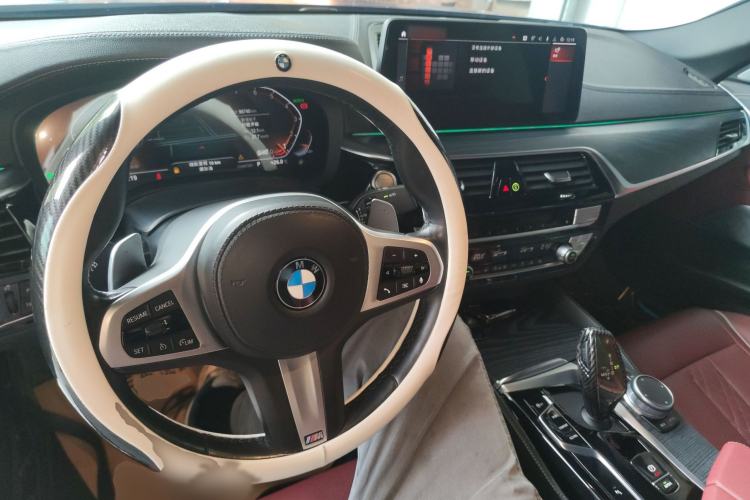 Used BMW 5 Series 2022 Restyled 530Li Leading Edition M Sport Package Interior 2