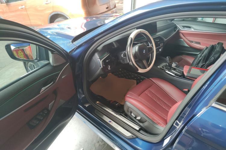 Used BMW 5 Series 2022 Restyled 530Li Leading Edition M Sport Package Interior 3