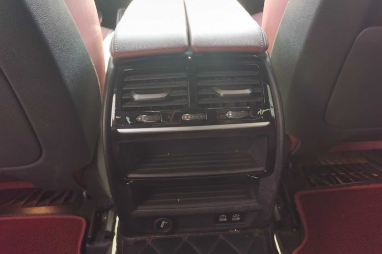 Used BMW 5 Series 2022 Restyled 530Li Leading Edition M Sport Package Interior 3