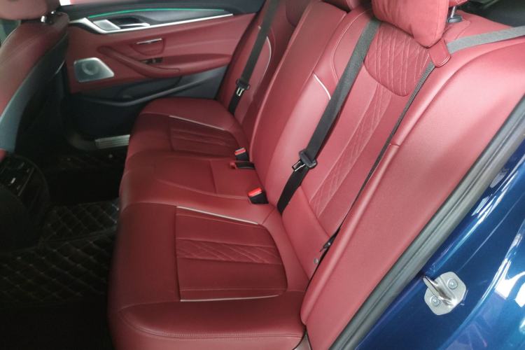 Used BMW 5 Series 2022 Restyled 530Li Leading Edition M Sport Package Interior 4