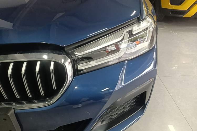 Used BMW 5 Series 2022 Restyled 530Li Luxury Edition M Sport Package Left Front Headlight