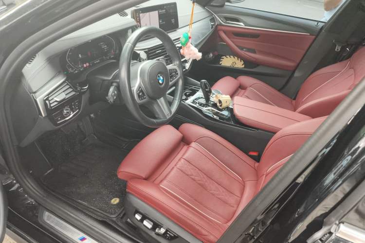 Used BMW 5 Series 2022 Revised Version 3 530Li Luxury Edition M Sport Package Left Front Seat