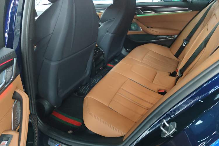 Used BMW 5 Series 2022 530i Sport Line M Sport Package Left Rear Seat
