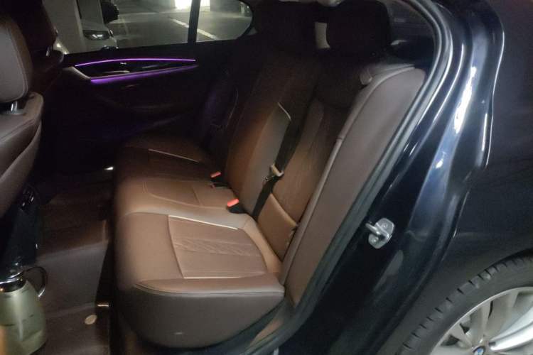 Used BMW 5 Series 2022 Restyled 525Li Luxury Package Left Rear Seat