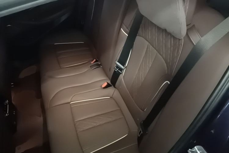 Used BMW 5 Series 2022 Restyled 530Li Luxury Edition M Sport Package Left Rear Seat