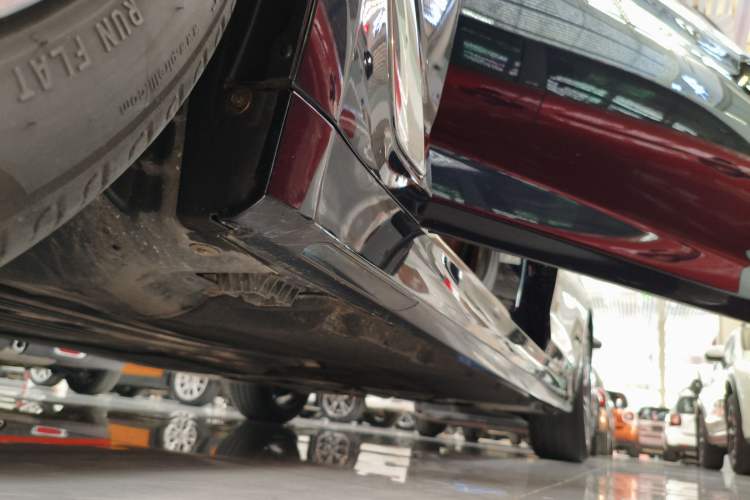 Used BMW 5 Series 2022 Updated 530Li Leading Edition Luxury Package Left Side Sill