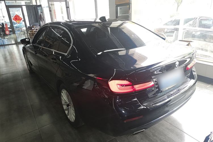 Used BMW 5 Series 2022 Second Facelift 525Li Luxury Package Rear Left 45 Deg