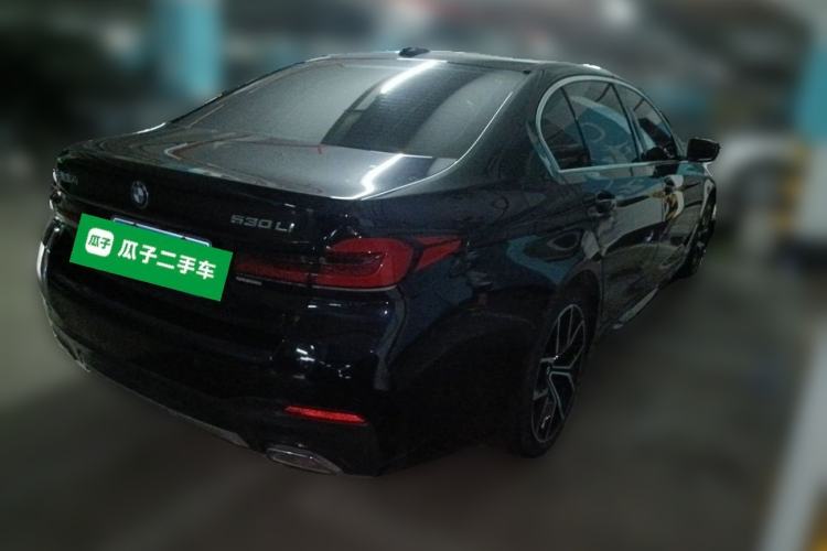 Used BMW 5 Series 2022 Second Facelift 530Li Luxury Version M Sport Package Rear Right 45 Deg