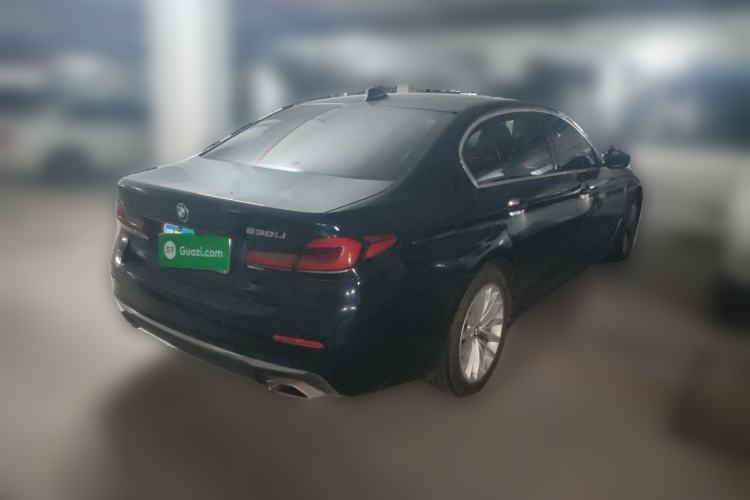 Used BMW 5 Series 2022 Restyled 525Li Luxury Package Rear Right 45 Deg