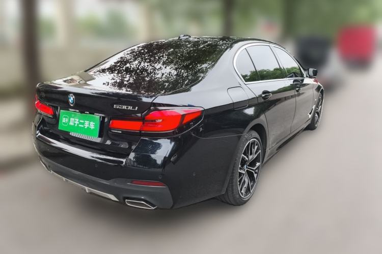 Used BMW 5 Series 2022 Revised Version 3 530Li Luxury Edition M Sport Package Rear Right 45 Deg