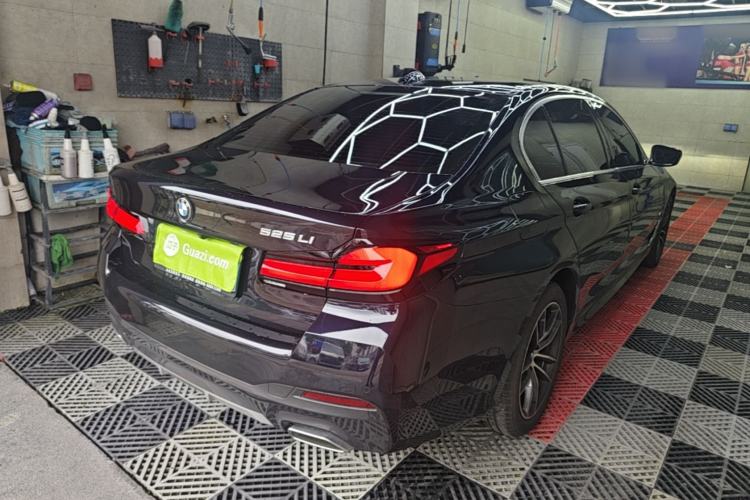 Used BMW 5 Series 2022 Second Facelift 525Li M Sport Package Rear Right 45 Deg