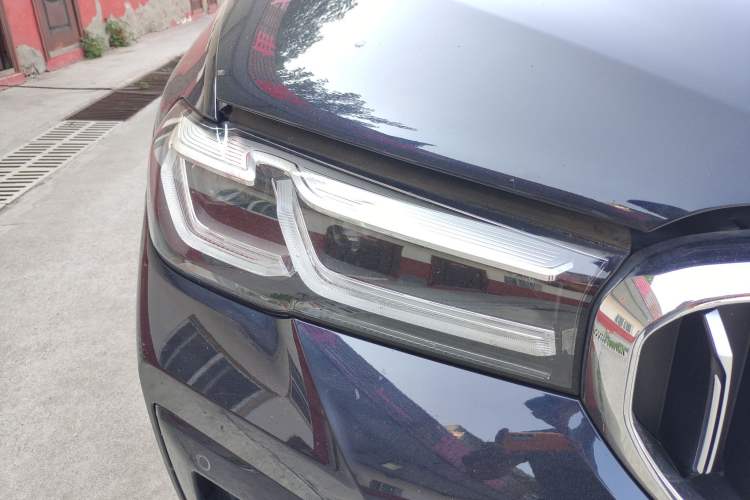 Used BMW 5 Series 2022 525i M Sport Package Right Front Headlight
