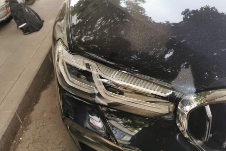 Used BMW 5 Series 2022 Restyled 530Li Leading Edition M Sport Package Right Front Headlight