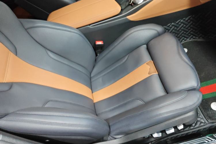 Used BMW 5 Series 2022 530i Sport Line M Sport Package Right Front Seat