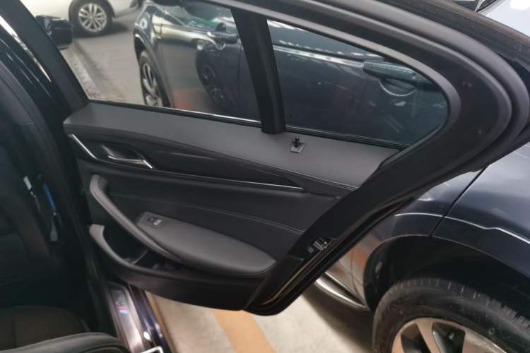 Used BMW 5 Series 2022 Second Facelift 525i M Sport Package Right Rear Door Interior
