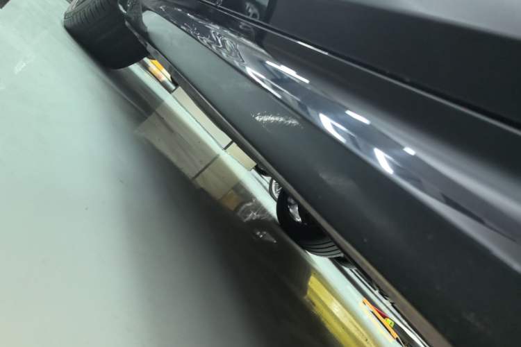 Used BMW 5 Series 2022 540i Sport Line M Sport Package Right Side Sill
