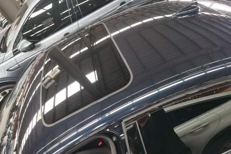 Used BMW 5 Series 2022 Second Facelift 525i M Sport Package Roof
