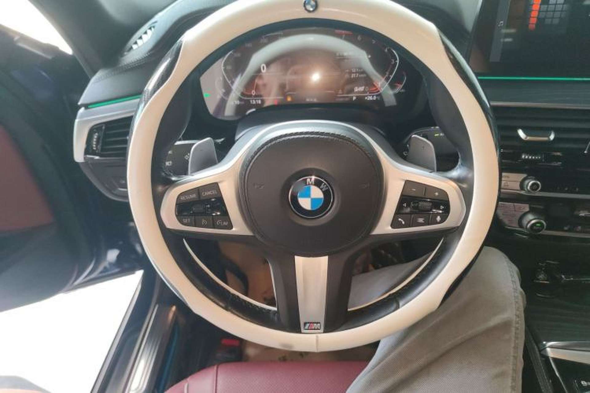 Used BMW 5 Series 2022 Restyled 530Li Leading Edition M Sport Package Steering Wheel