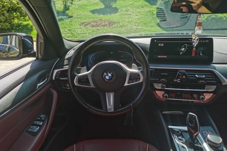 Used BMW 5 Series 2022 Restyled 530Li Leading Edition M Sport Package Steering Wheel